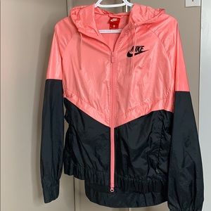 Nike pink and black windbreaker